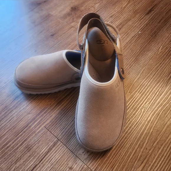 SIZE 9  MEN'S  UGG. GOLDENCOAST CLOG Brown Suede Slingback Shoes - Picture 6 of 9